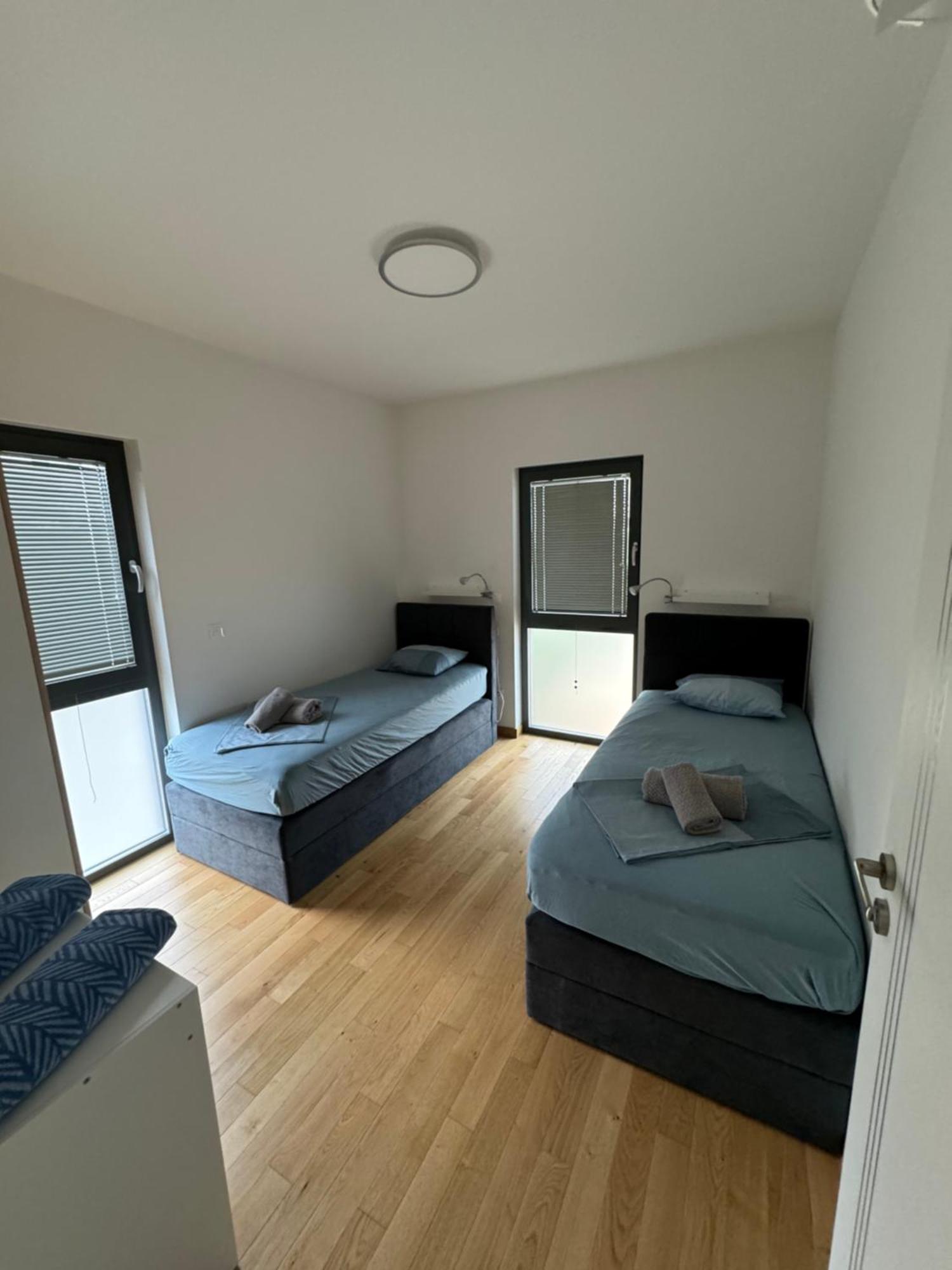 Dvj Apartments Biograd Na Moru Eksteriør billede