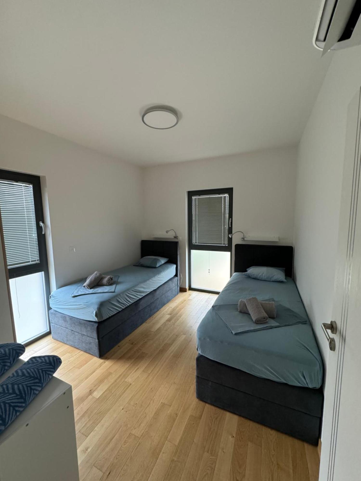 Dvj Apartments Biograd Na Moru Eksteriør billede