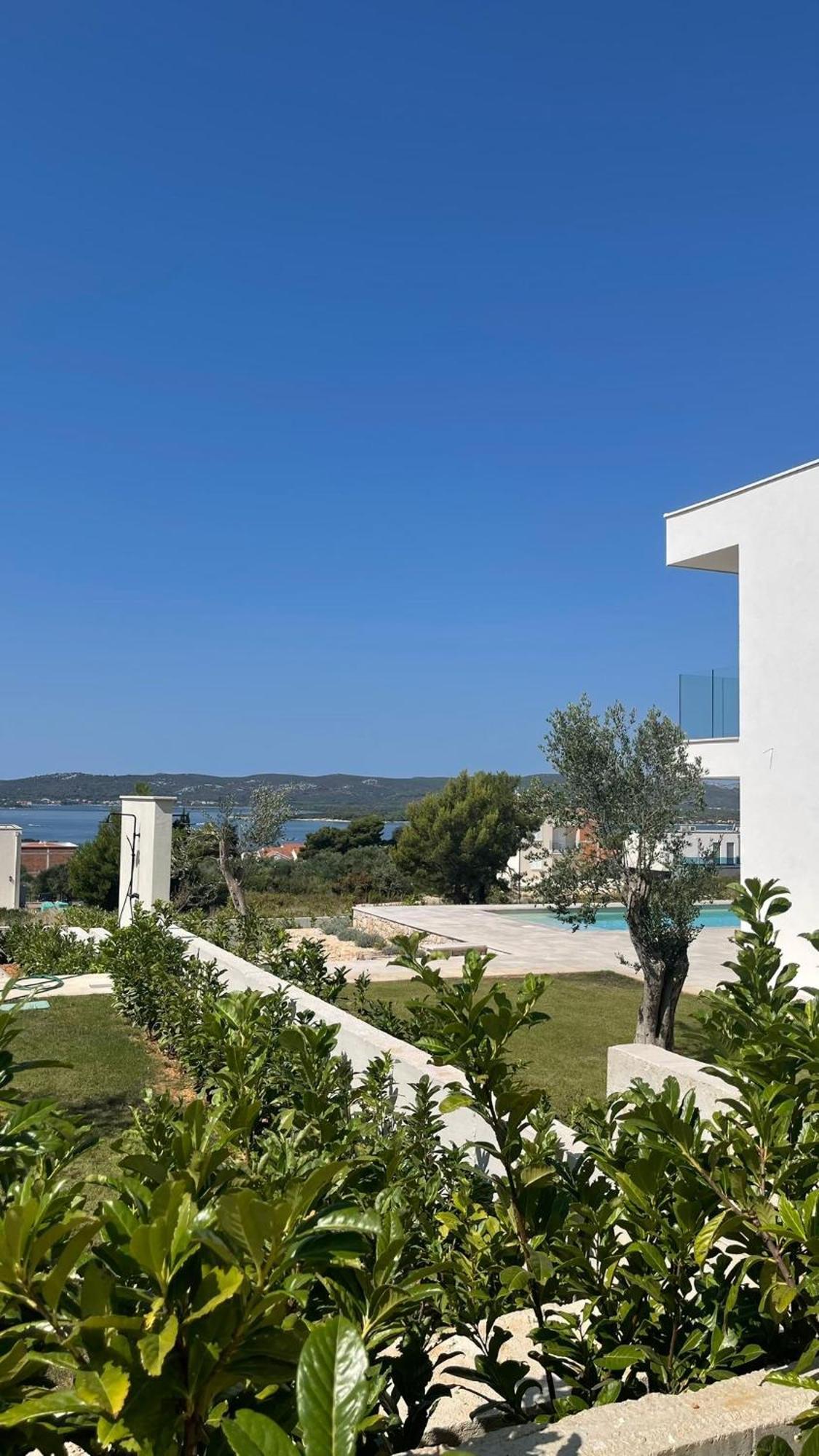 Dvj Apartments Biograd Na Moru Eksteriør billede