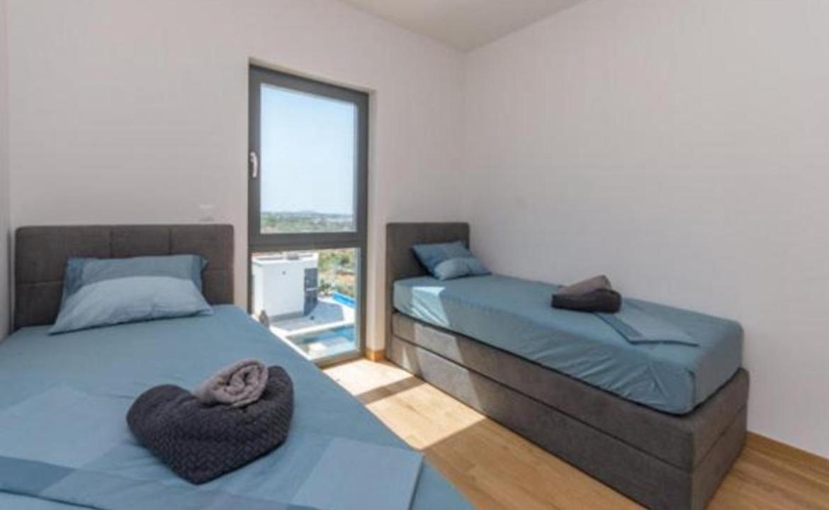 Dvj Apartments Biograd Na Moru Eksteriør billede